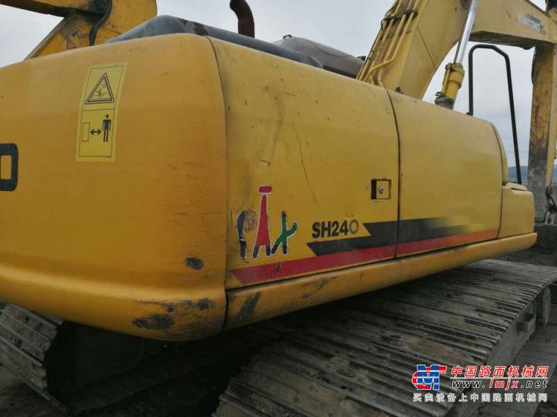 黑龙江出售转让二手15000小时2003年住友SH200Z3挖掘机