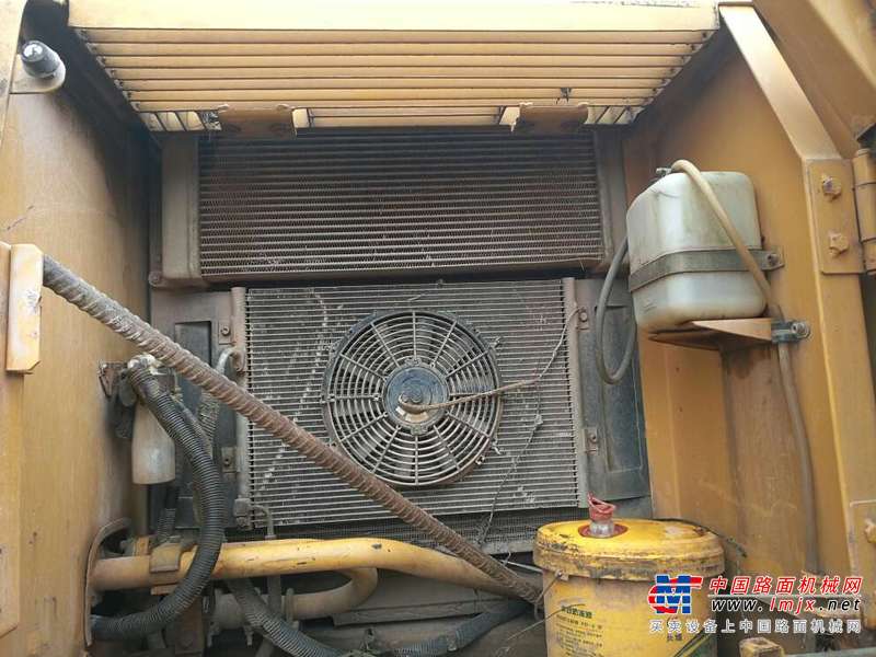 江西出售转让二手9000小时2011年厦工XG822LC挖掘机