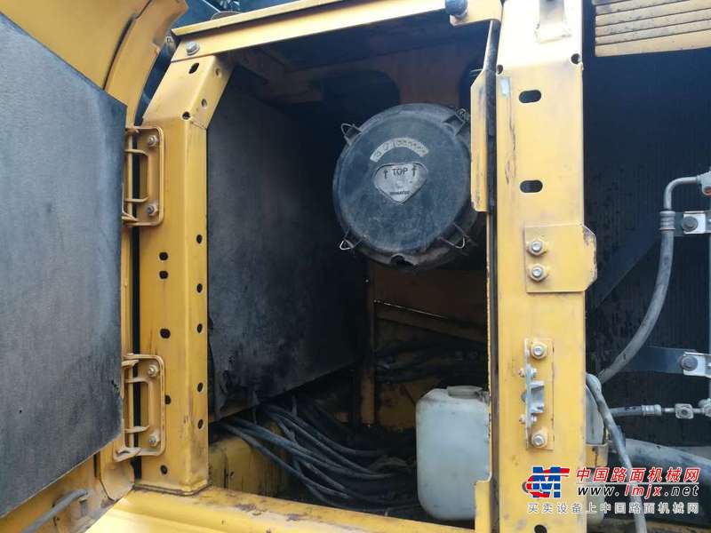 陕西出售转让二手6500小时2010年小松PC240LC挖掘机