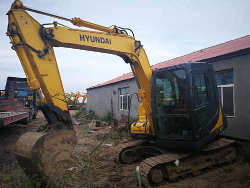 吉林出售转让二手6000小时2012年现代R80挖掘机