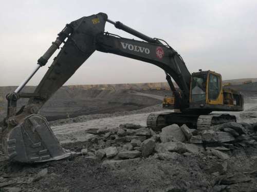 内蒙古出售转让二手12000小时2010年沃尔沃EC460BLC挖掘机