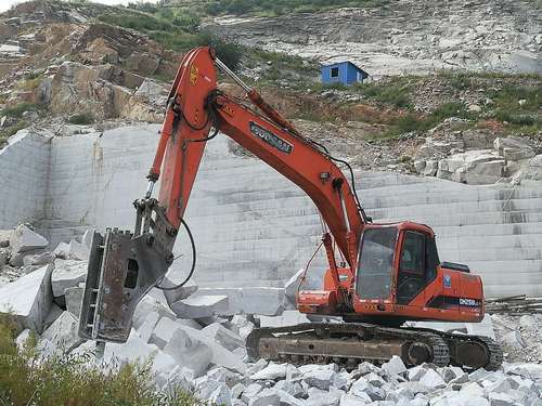 辽宁出售转让二手9000小时2006年斗山DH225LC挖掘机