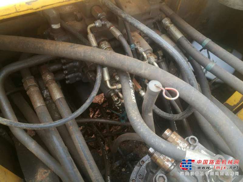 云南出售转让二手8256小时2011年沃尔沃EC210BLC挖掘机