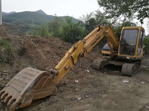 辽宁出售转让二手6000小时2011年玉柴YC85挖掘机