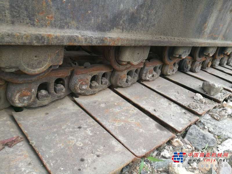 辽宁出售转让二手18000小时2003年日立EX220挖掘机