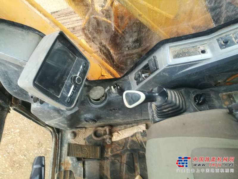 云南出售转让二手6900小时2013年现代R150LC挖掘机