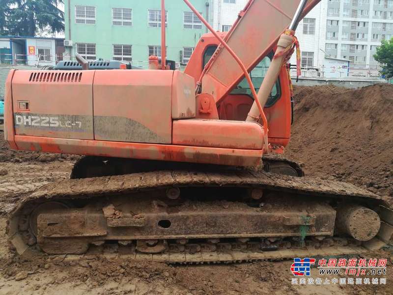 陕西出售转让二手6100小时2010年斗山DH225LC挖掘机