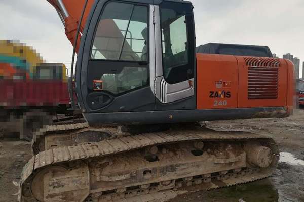 陕西出售转让二手5000小时2011年日立ZX240挖掘机