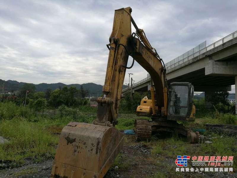 江西出售转让二手10000小时2010年厦工XG822LC挖掘机