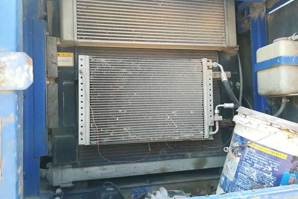安徽出售转让二手8500小时2012年山重建机GC228挖掘机