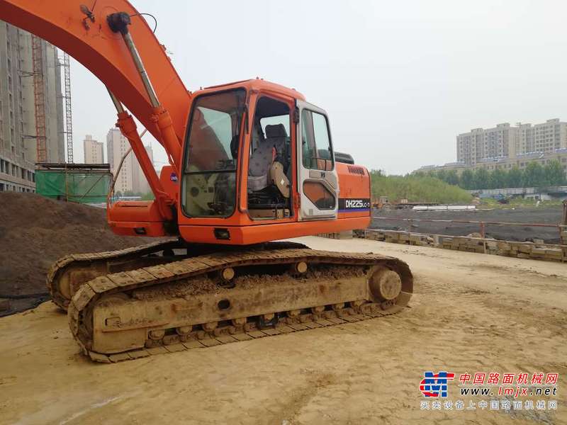 山东出售转让二手6523小时2009年斗山DH225挖掘机