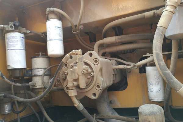 吉林出售转让二手4500小时2014年沃尔沃EC250D挖掘机