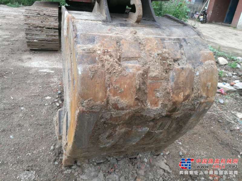 辽宁出售转让二手8000小时2009年竹内TB175C挖掘机