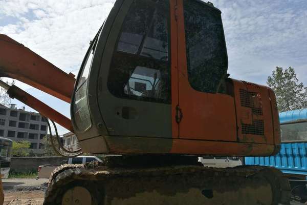 江西出售转让二手9000小时2010年日立EX60挖掘机