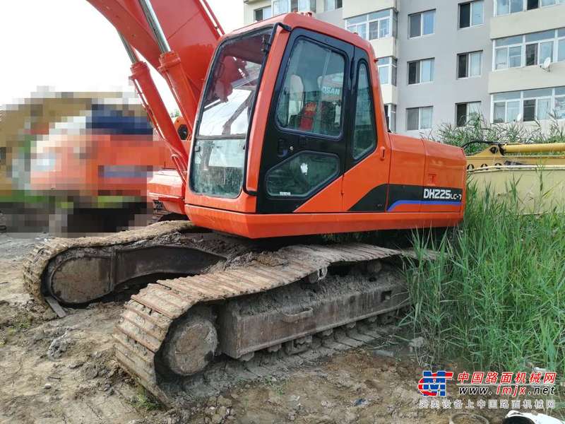 辽宁出售转让二手12000小时2008年斗山DH220挖掘机