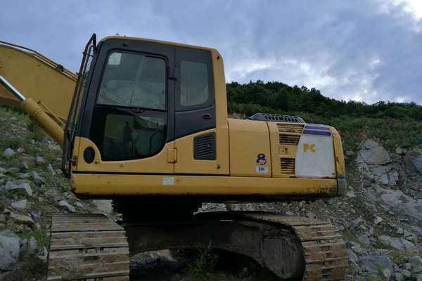 黑龙江出售转让二手10000小时2009年小松PC200LC挖掘机
