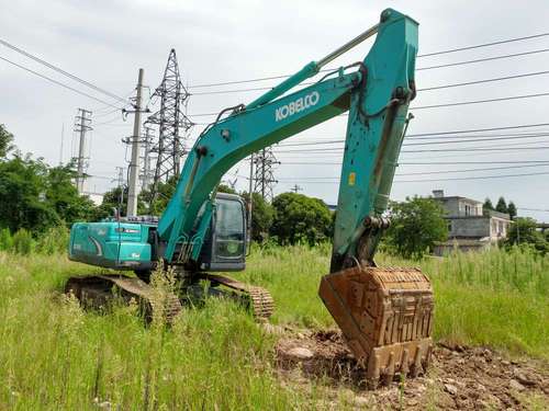 四川出售转让二手3850小时2014年神钢SK250挖掘机
