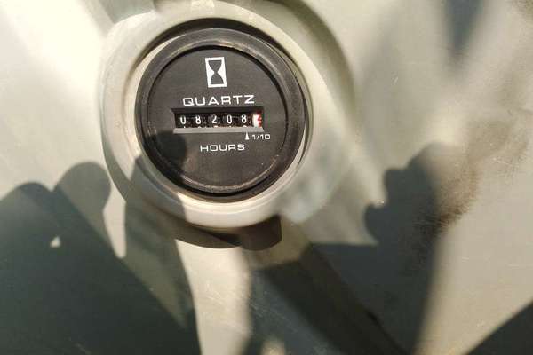 四川出售转让二手8208小时2011年神钢SK260LC挖掘机