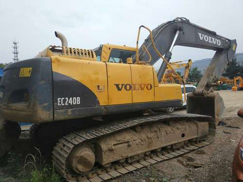 甘肃出售转让二手14000小时2009年沃尔沃EC240B挖掘机