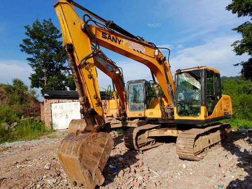 四川出售转让二手7500小时2011年三一重工SY135C挖掘机