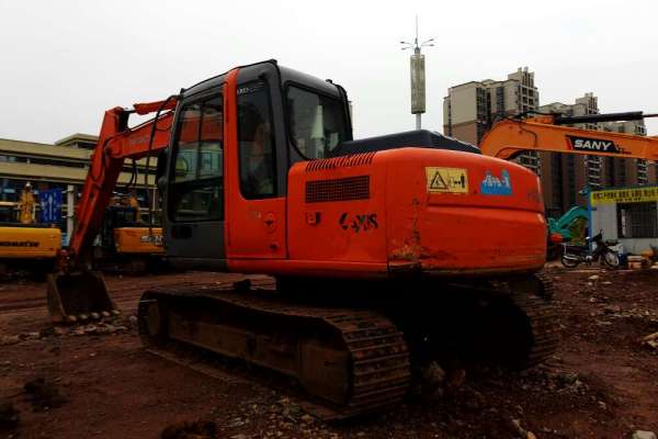 四川出售转让二手7600小时2011年日立ZX120挖掘机