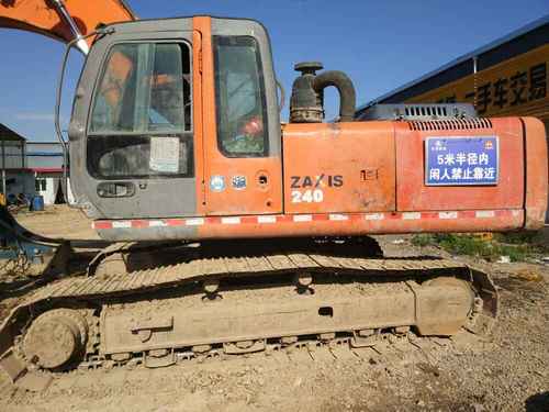 甘肃出售转让二手16000小时2008年日立EX240挖掘机