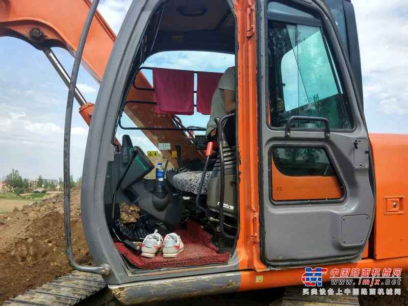 吉林出售转让二手6541小时2010年日立ZX70挖掘机