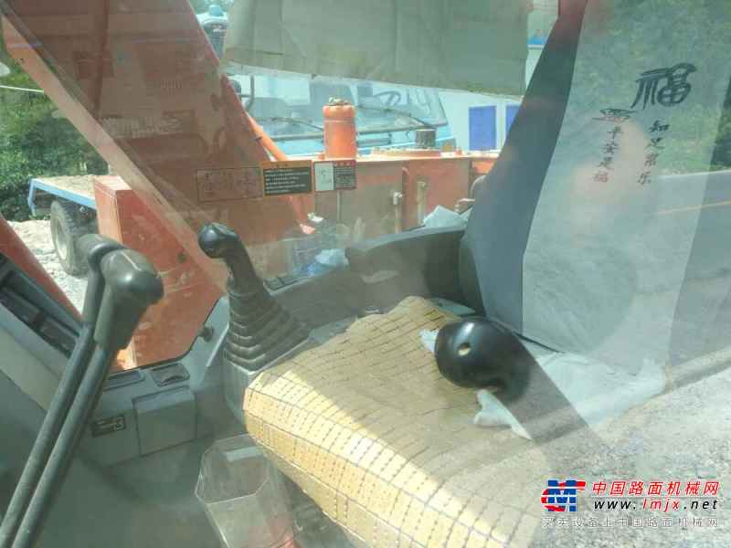 湖北出售转让二手5600小时2013年斗山DX75挖掘机