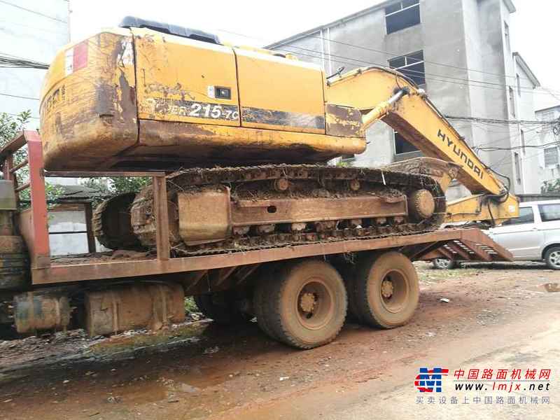 江西出售转让二手10000小时2010年现代R215挖掘机