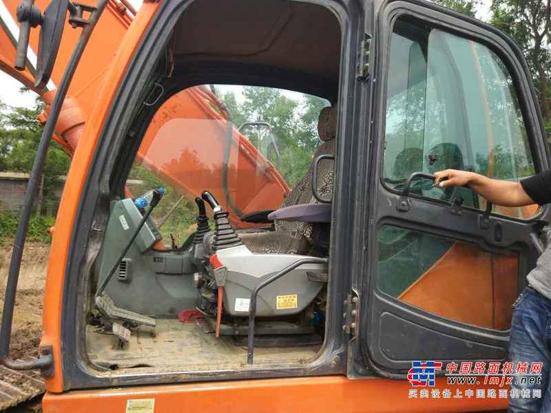 吉林出售转让二手14500小时2008年斗山DX225LC挖掘机