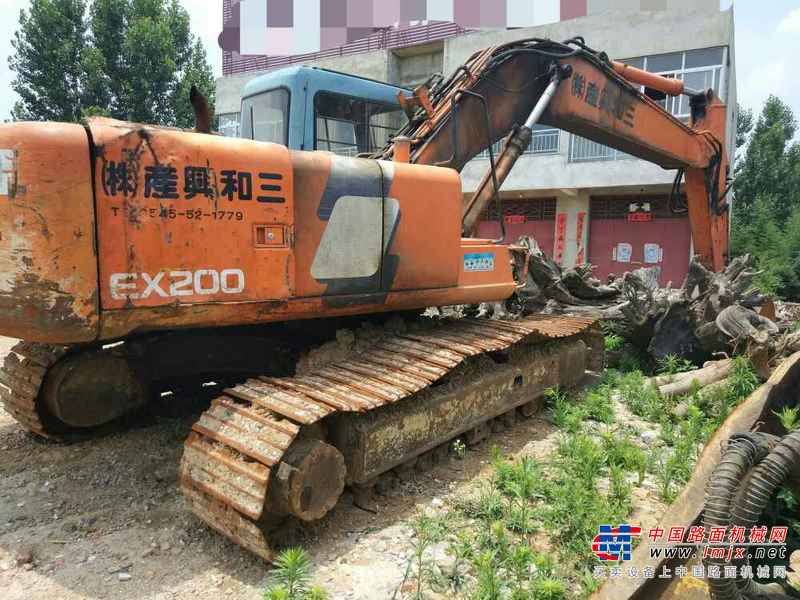 湖北出售转让二手12000小时2007年日立EX200挖掘机