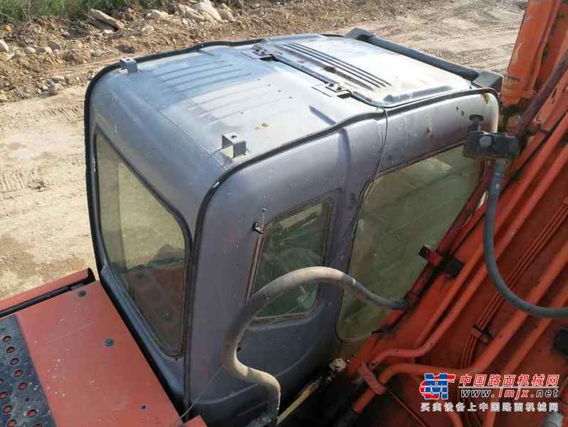 山西出售转让二手10000小时2005年日立ZX200挖掘机