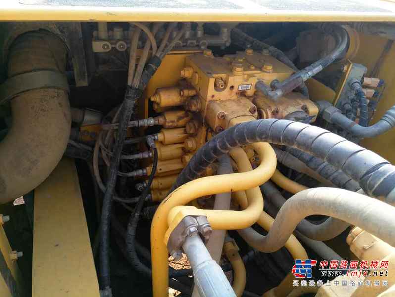 山西出售转让二手8000小时2010年小松PC360挖掘机
