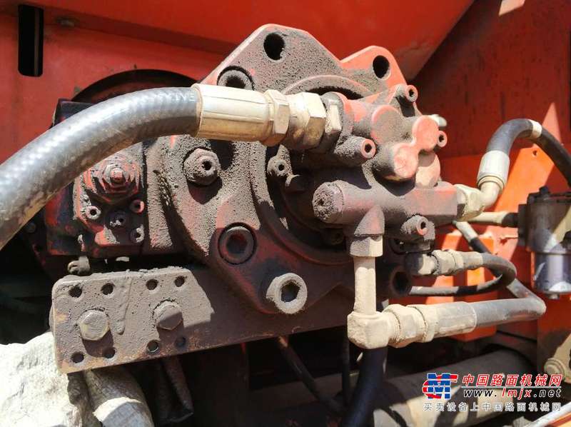 黑龙江出售转让二手7582小时2011年斗山DH300LC挖掘机