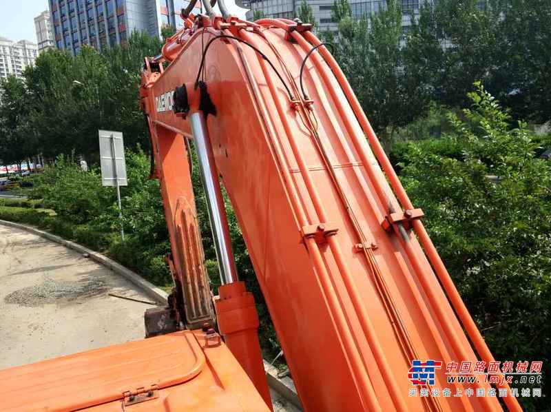 黑龙江出售转让二手15820小时2008年斗山DH300LC挖掘机