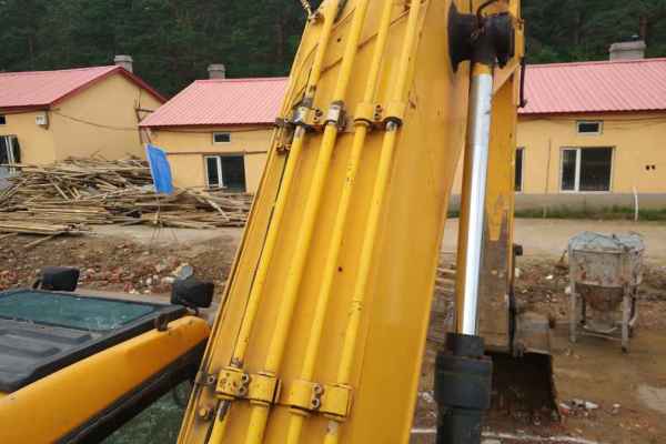 黑龙江出售转让二手7580小时2012年三一重工SY215C挖掘机