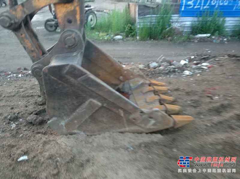 黑龙江出售转让二手15680小时2008年现代R130挖掘机