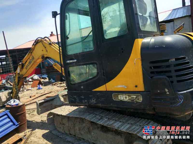 黑龙江出售转让二手9220小时2010年现代R60挖掘机