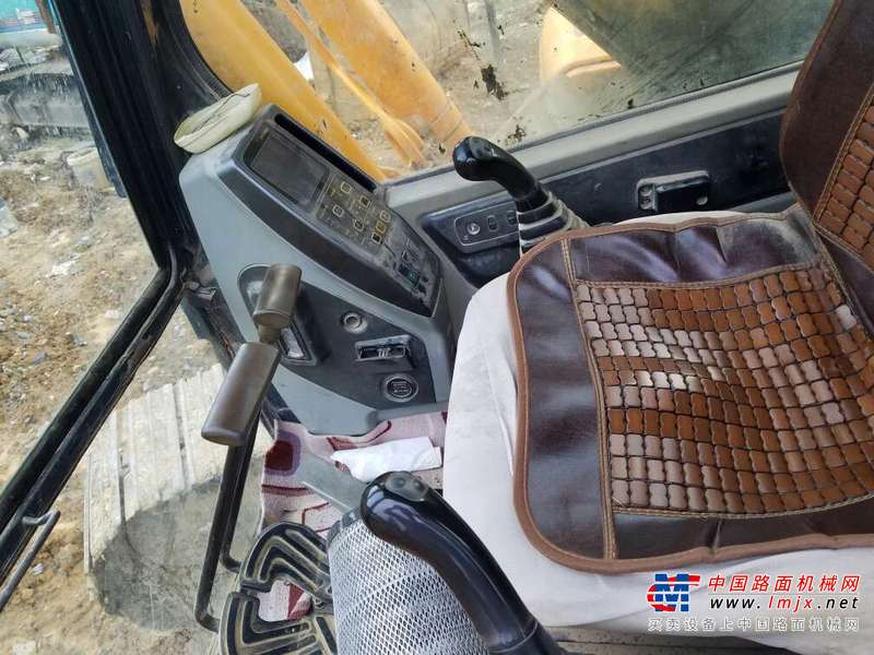 贵州出售转让二手8535小时2010年现代R215挖掘机