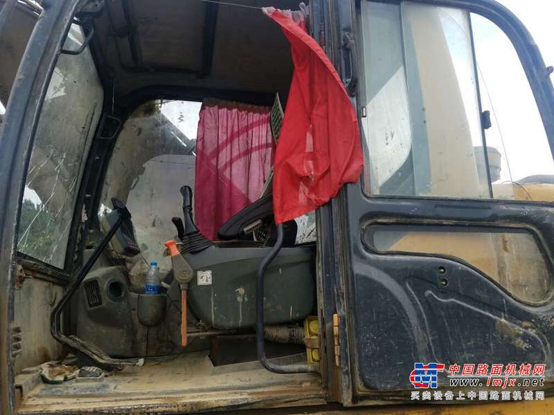 贵州出售转让二手9800小时2011年柳工CLG922D挖掘机