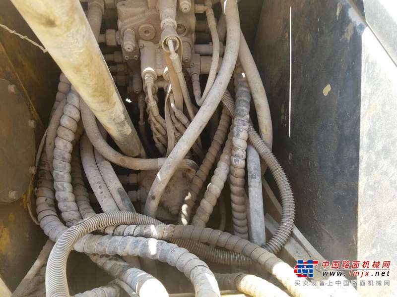贵州出售转让二手8600小时2010年卡特重工CT80挖掘机