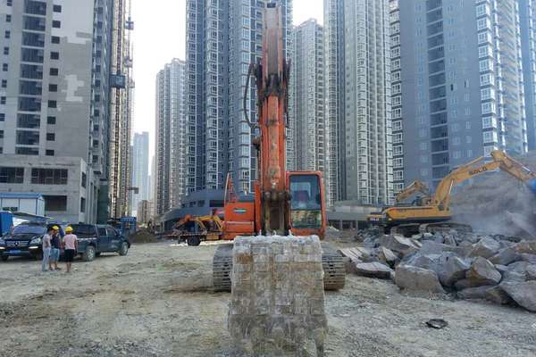 贵州出售转让二手4524小时2010年斗山DH225LC挖掘机