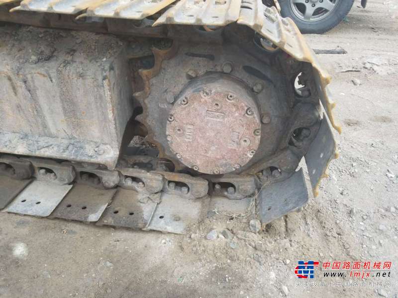 内蒙古出售转让二手7000小时2011年福田雷沃FR65挖掘机