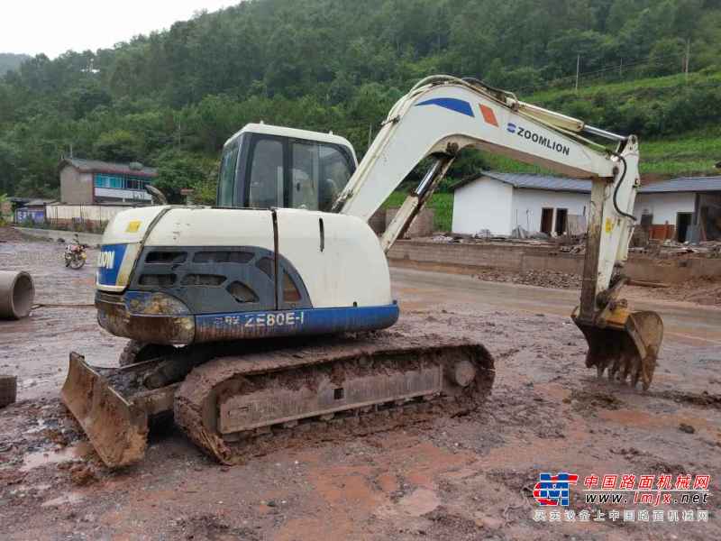 云南出售转让二手4523小时2013年中联重科ZE80E挖掘机