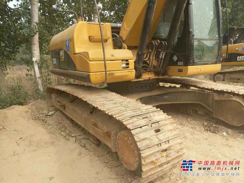 河南出售转让二手3569小时2010年卡特彼勒323D挖掘机