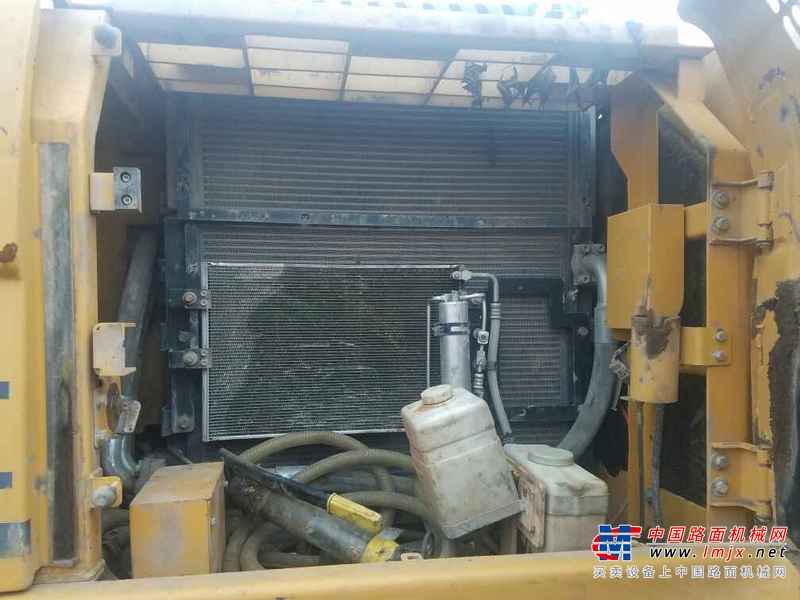 贵州出售转让二手8600小时2010年柳工925D挖掘机