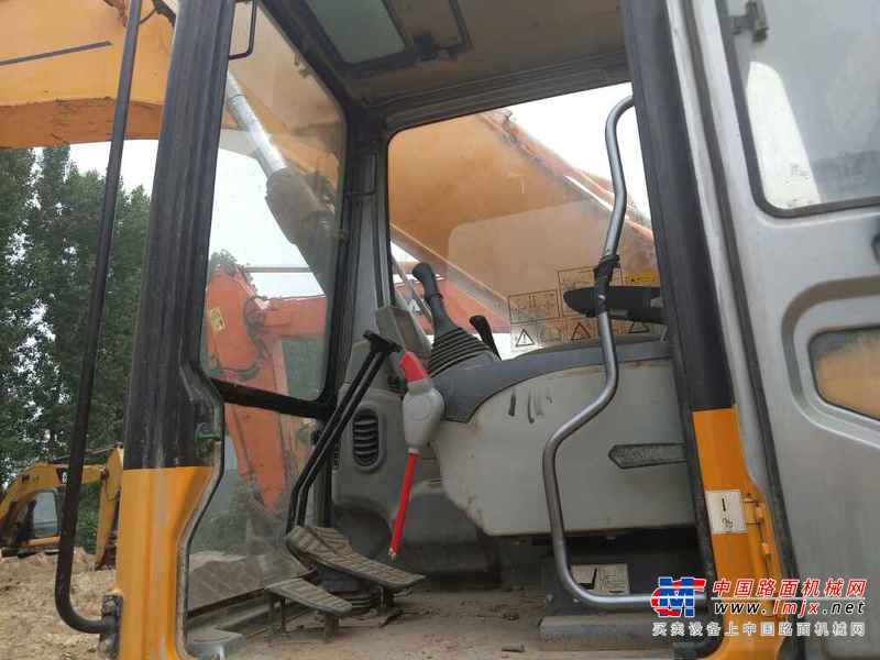 河南出售转让二手3586小时2013年三一重工SY235C挖掘机