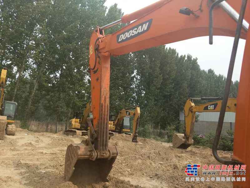 河南出售转让二手7896小时2010年斗山DH220LC挖掘机