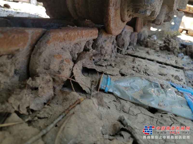 河北出售转让二手2600小时2013年龙工LG6085挖掘机