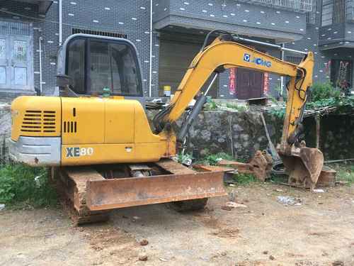 湖北出售转让二手7500小时2012年徐工XE60挖掘机